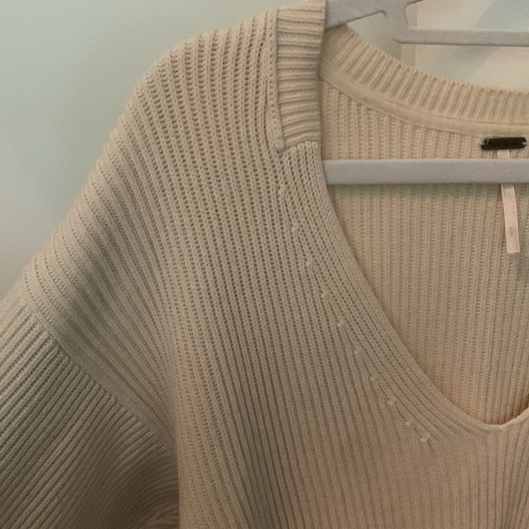 Free People Cream V-Neck Sweater - Picture 3 of 4